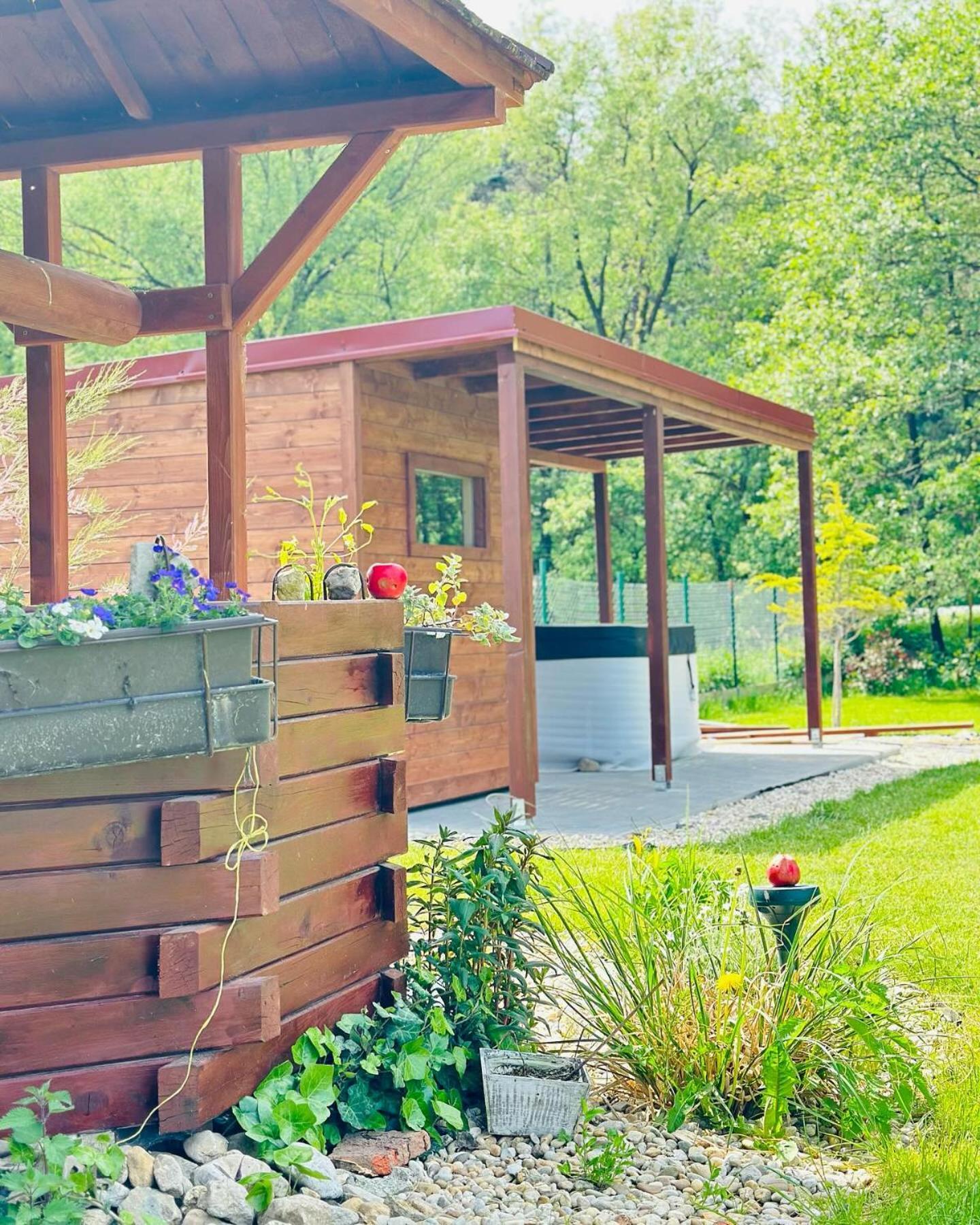 Villa Domceky Sabinka A Melinka Valča Esterno foto